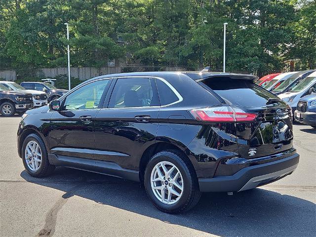 Certified 2022 Ford Edge SEL w/ Convenience Package image 2