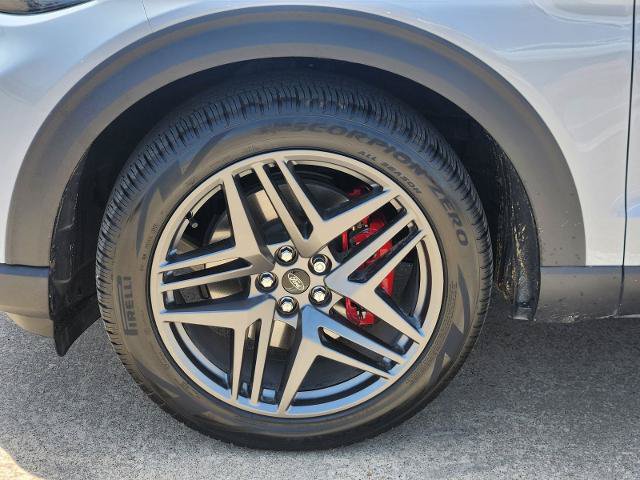 Certified 2026 Ford Explorer ST AWD/4WD image 9
