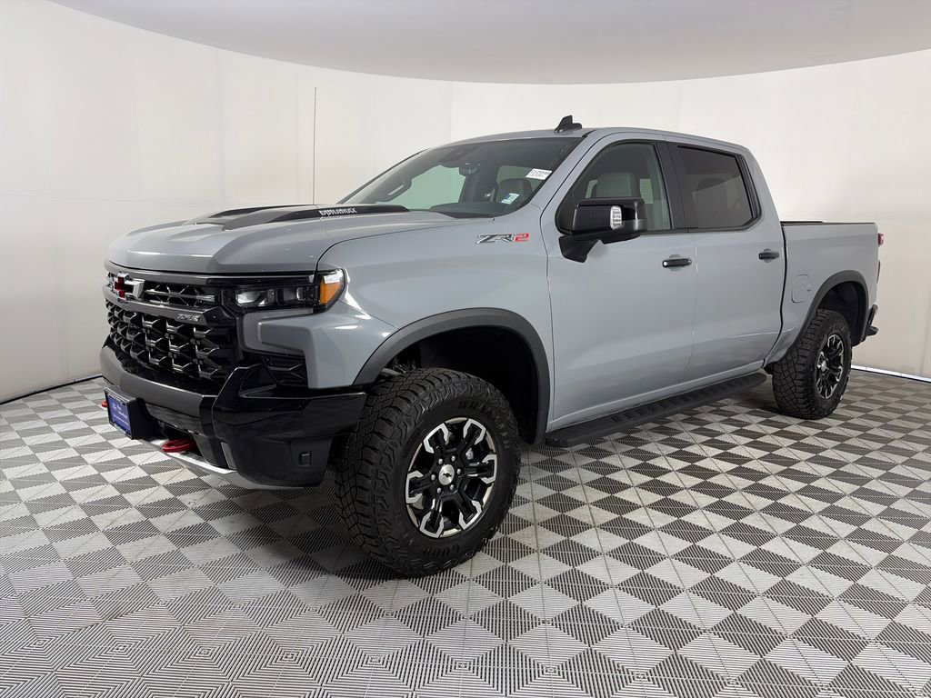 Used 2024 Chevrolet Silverado 1500 ZR2 w/ Technology Package AWD/4WD image 3