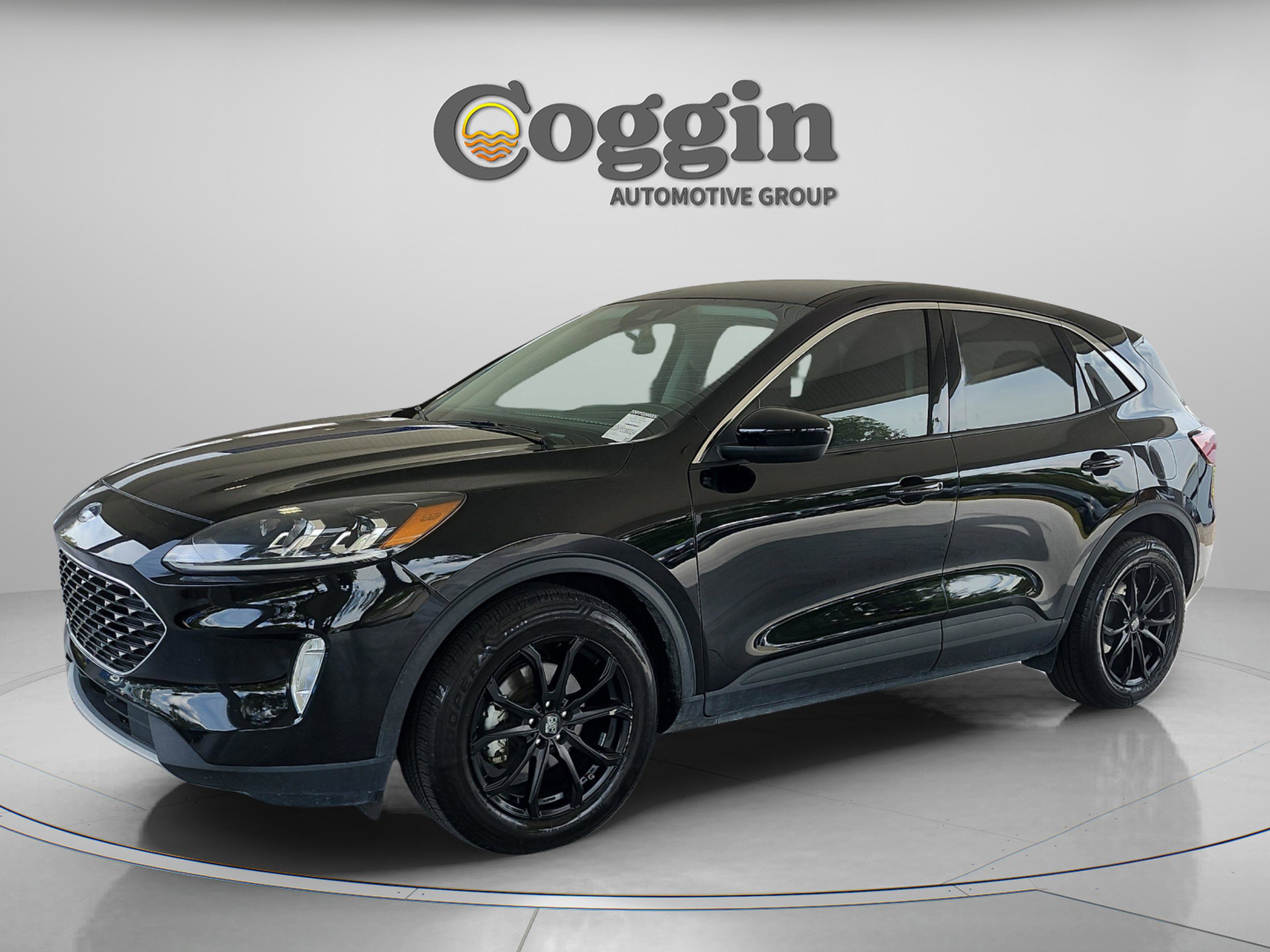 Certified 2022 Ford Escape SEL w/ Technology Package FWD image 1