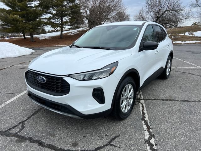 Certified 2025 Ford Escape Active image 2