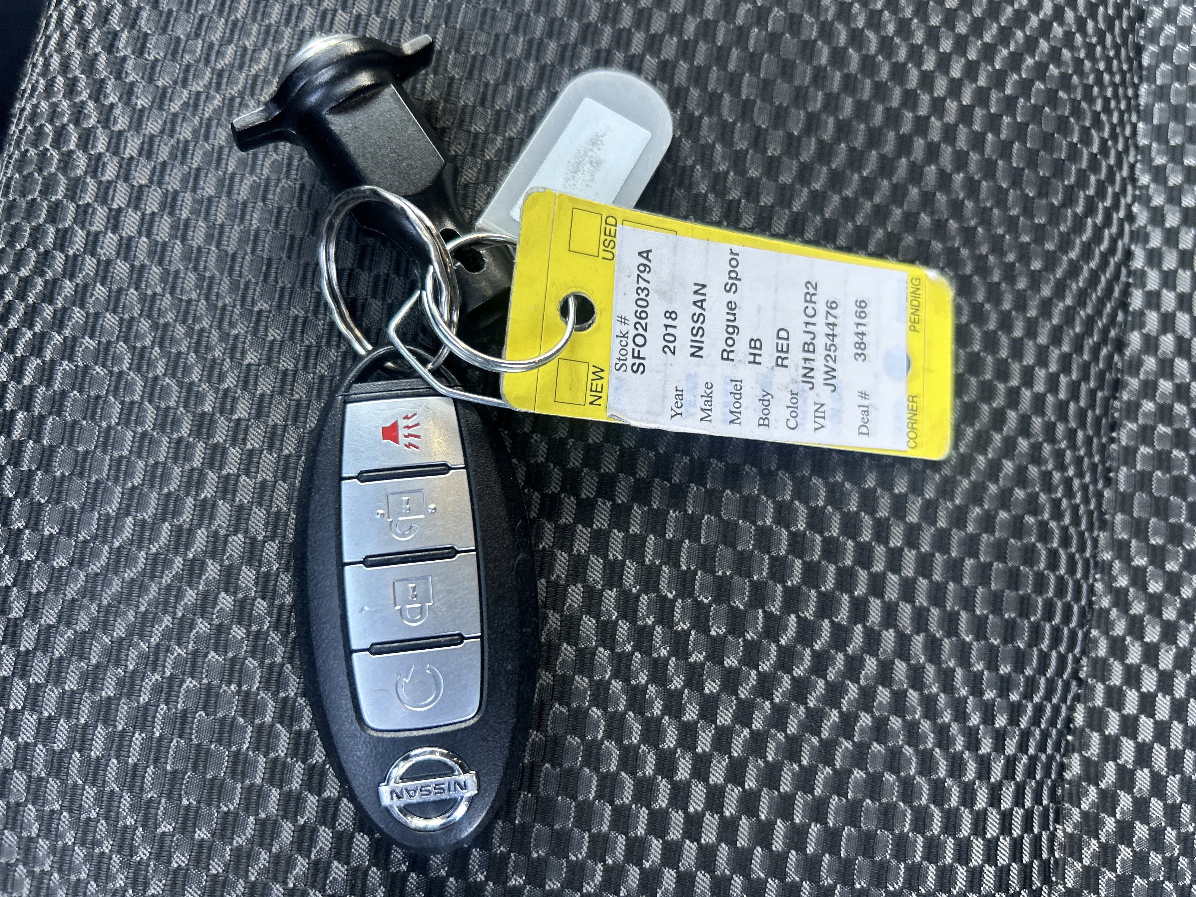 Used 2018 Nissan Rogue Sport SV w/ SV All-Weather Package image 31