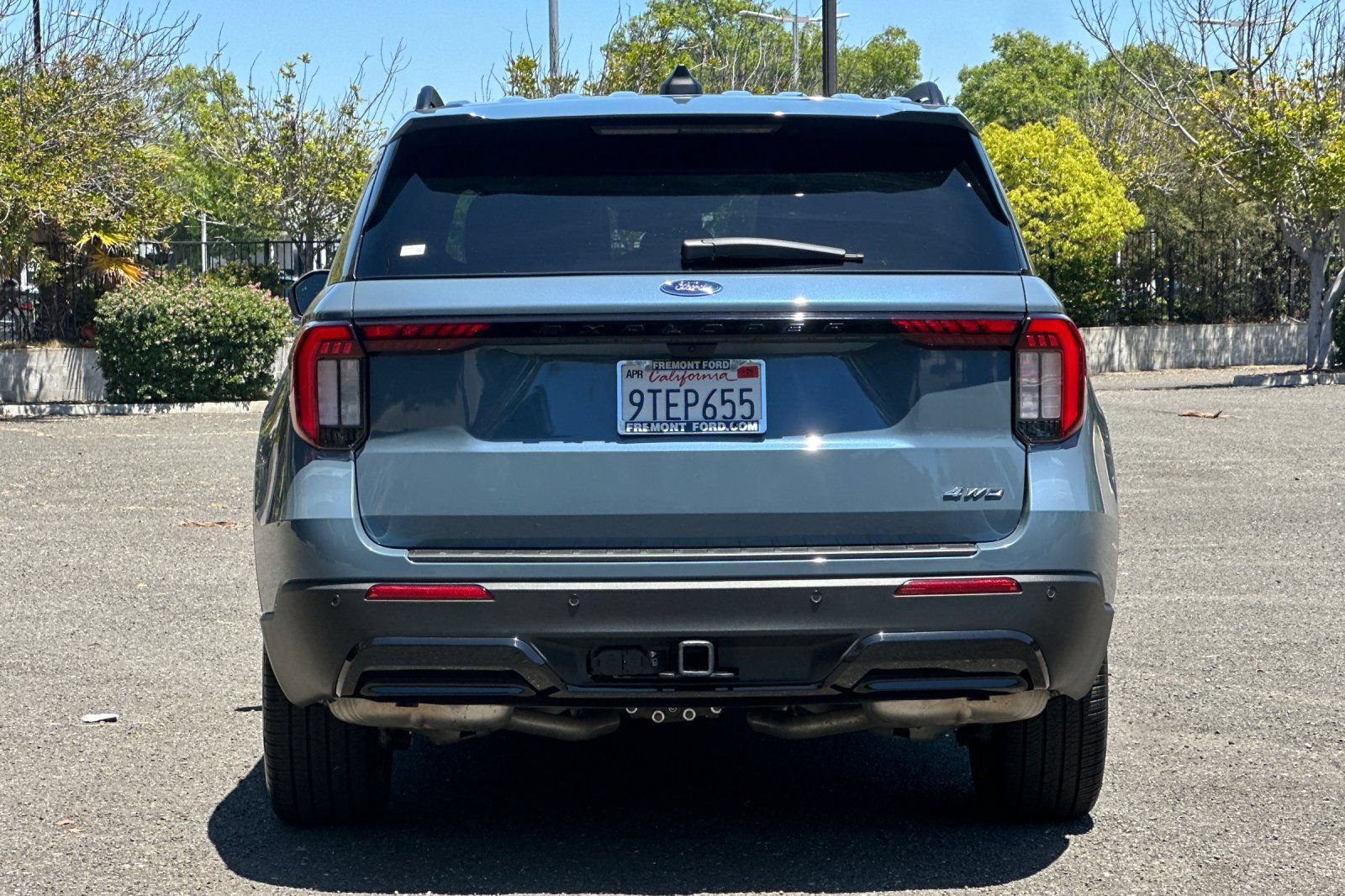 Certified 2025 Ford Explorer ST-Line w/ Premium Package AWD/4WD image 4