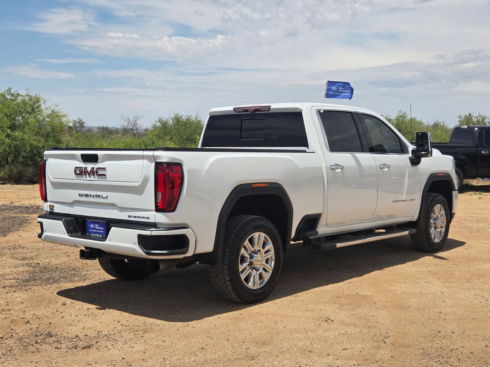 Used 2020 GMC Sierra 2500 Denali w/ Denali Ultimate Package AWD/4WD image 5