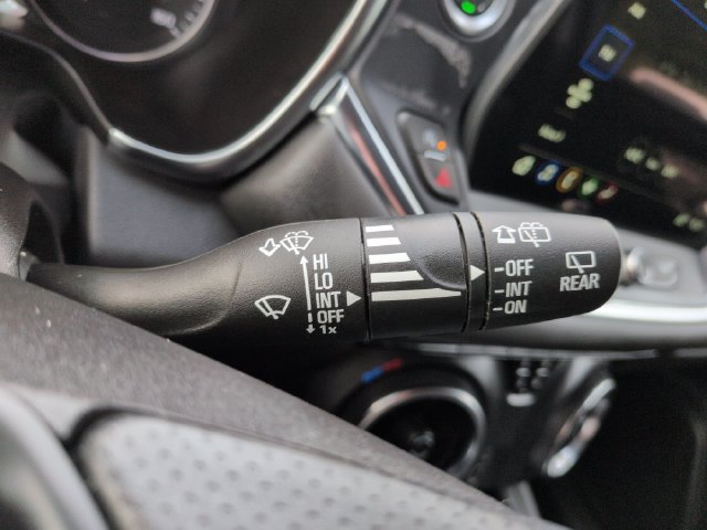 Used 2025 Chevrolet Blazer LT AWD/4WD image 35