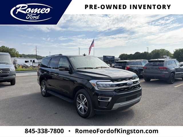 Certified 2024 Ford Expedition Limited AWD/4WD image 2