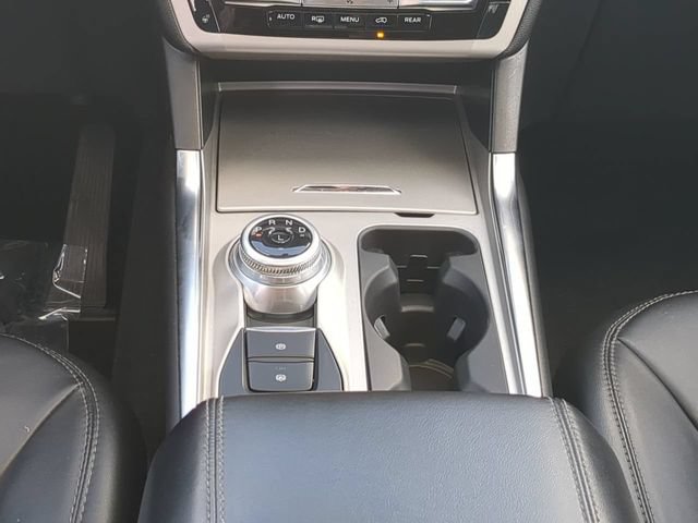 Certified 2023 Ford Explorer XLT w/ Equipment Group 202A AWD/4WD image 19
