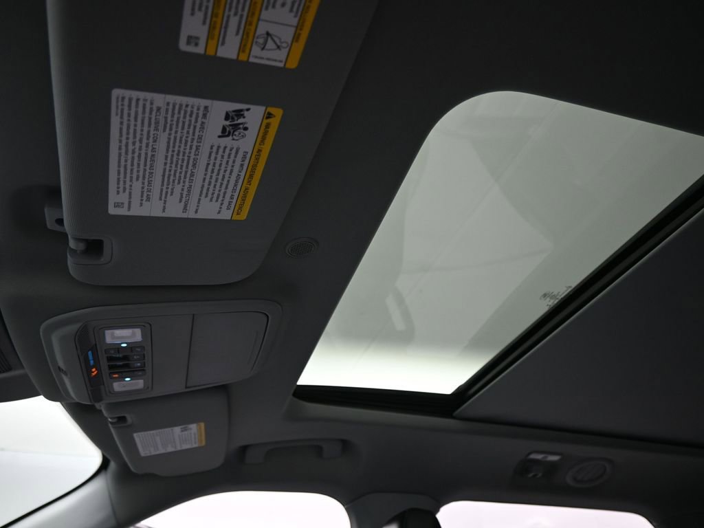 Certified 2023 Ford Explorer XLT w/ Equipment Group 202A image 20