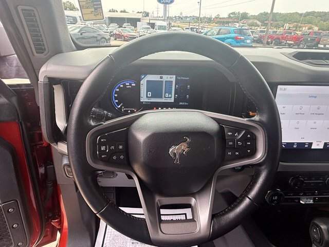 Certified 2023 Ford Bronco Badlands w/ Sasquatch Package AWD/4WD image 12