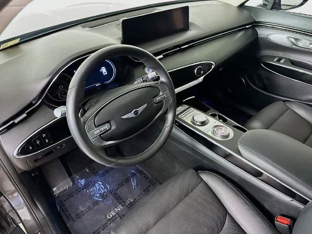 Used 2025 Genesis GV70 2.5T AWD/4WD image 2