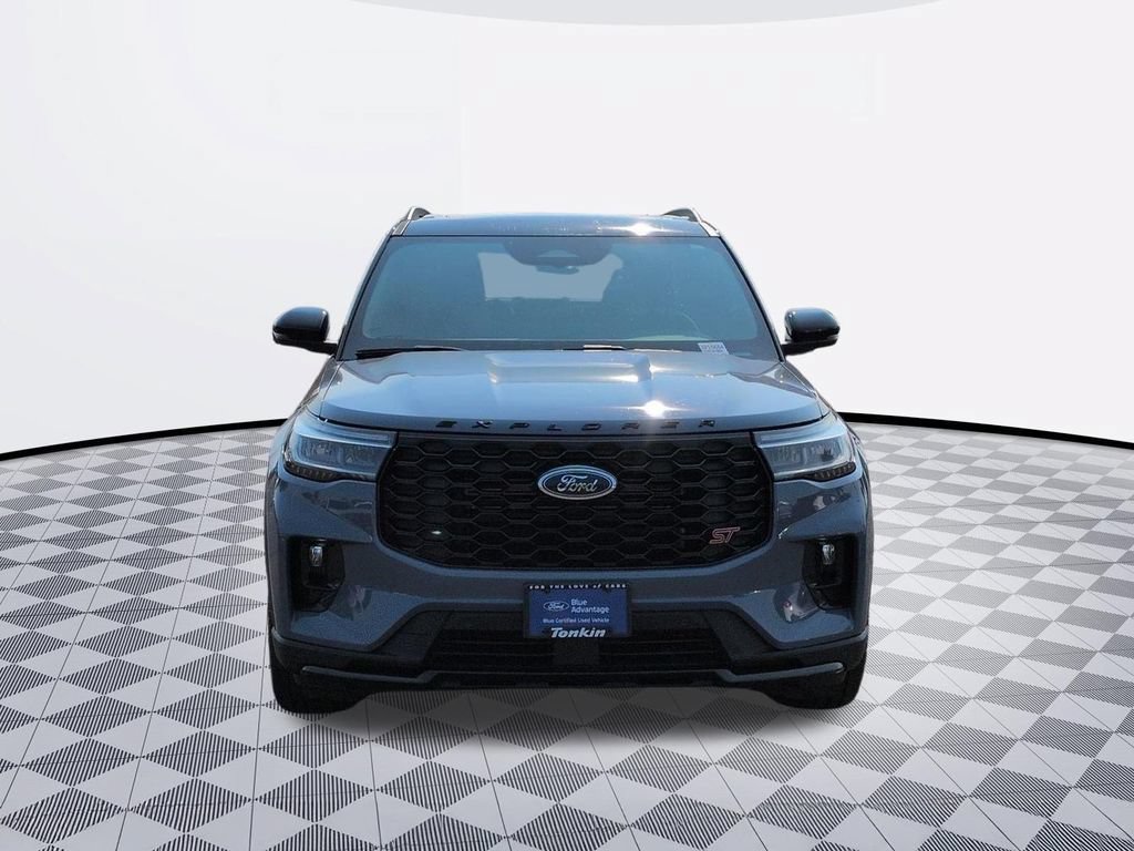 Certified 2025 Ford Explorer ST AWD/4WD image 8