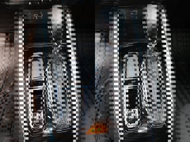 Used 2024 Chevrolet Colorado LT w/ LT Convenience Package image 23