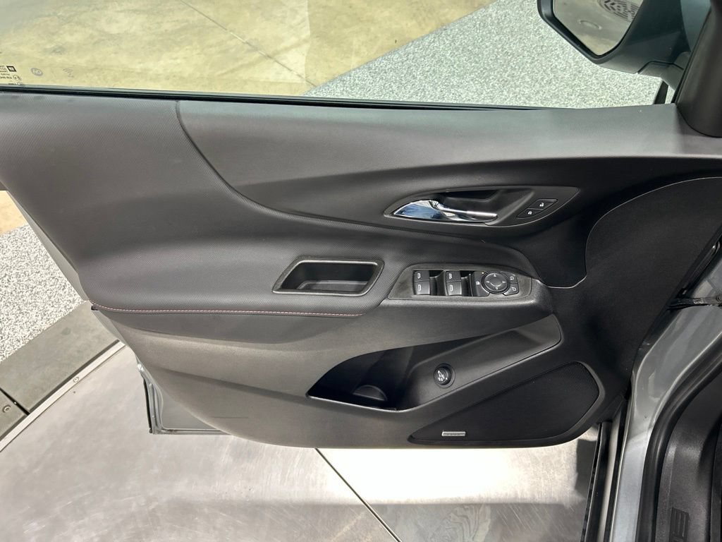 Used 2024 Chevrolet Equinox RS w/ RS Leather Package AWD/4WD image 15