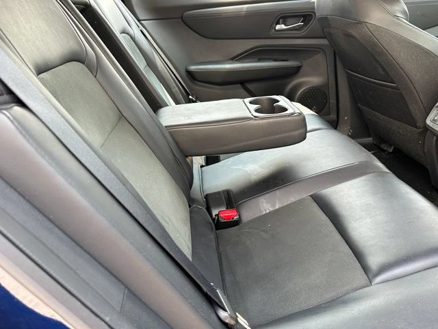Used 2023 Nissan Ariya AWD image 9