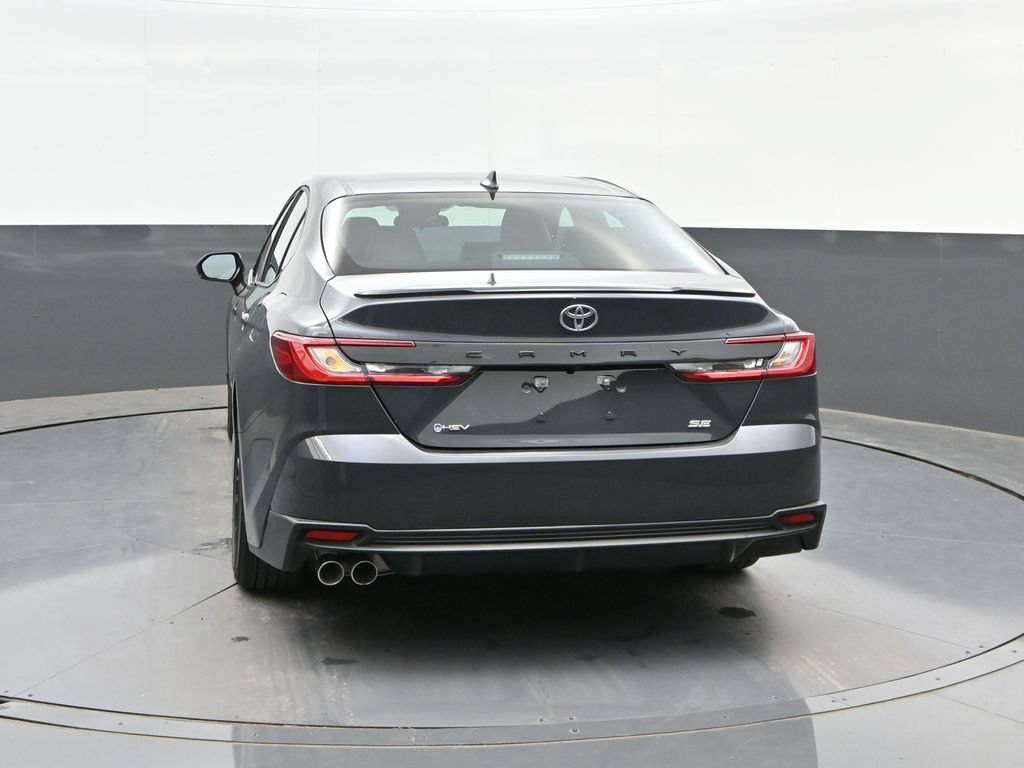 Used 2026 Toyota Camry SE FWD image 8
