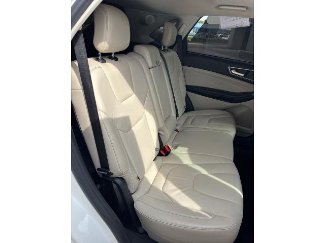 Certified 2022 Ford Edge Titanium AWD/4WD image 8
