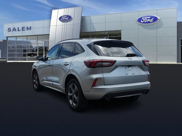 Certified 2023 Ford Escape ST-Line AWD/4WD image 4