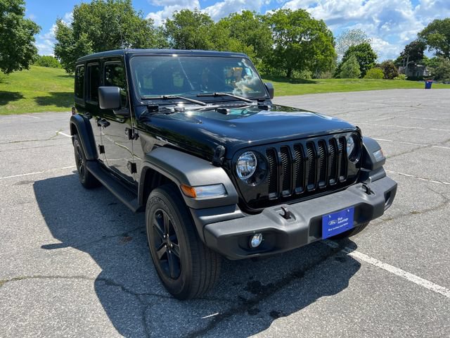 Used 2023 Jeep Wrangler Unlimited Sport AWD/4WD image 2