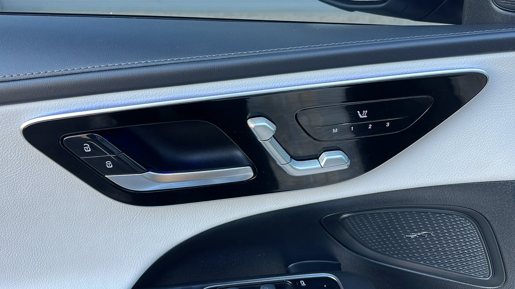 Used 2023 Mercedes-Benz C 300 Sedan image 16