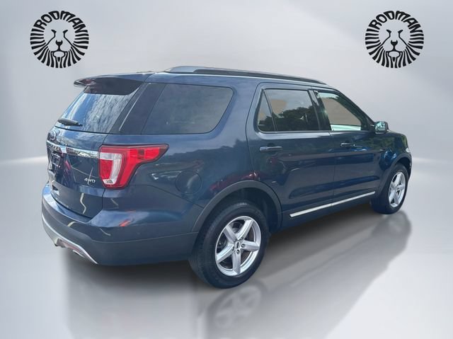 Certified 2017 Ford Explorer XLT w/ Equipment Group 202A AWD/4WD image 6