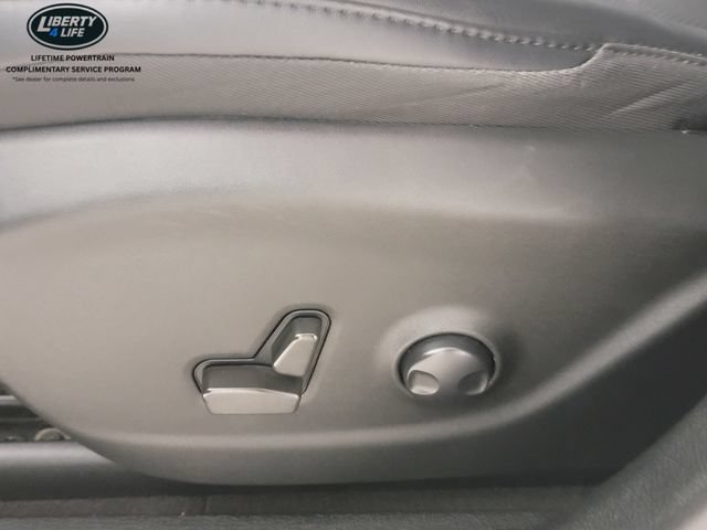 Used 2022 Jeep Cherokee Limited AWD/4WD image 15