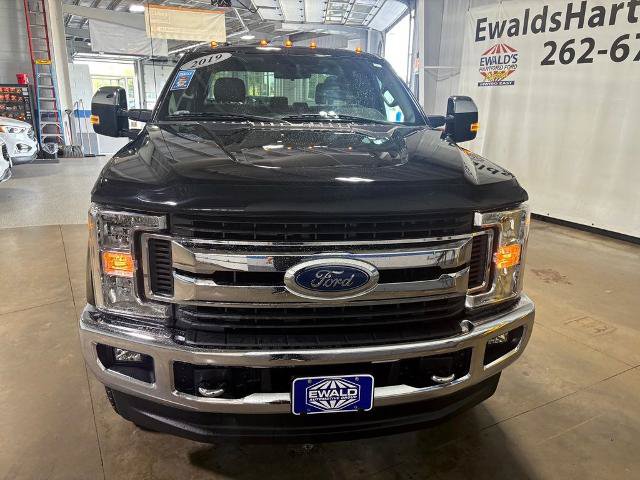 Certified 2019 Ford F250 XLT w/ XLT Premium Package AWD/4WD image 5