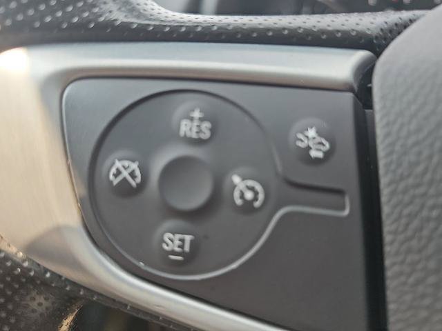 Used 2023 GMC Terrain SLE w/ Driver Convenience Package FWD image 16
