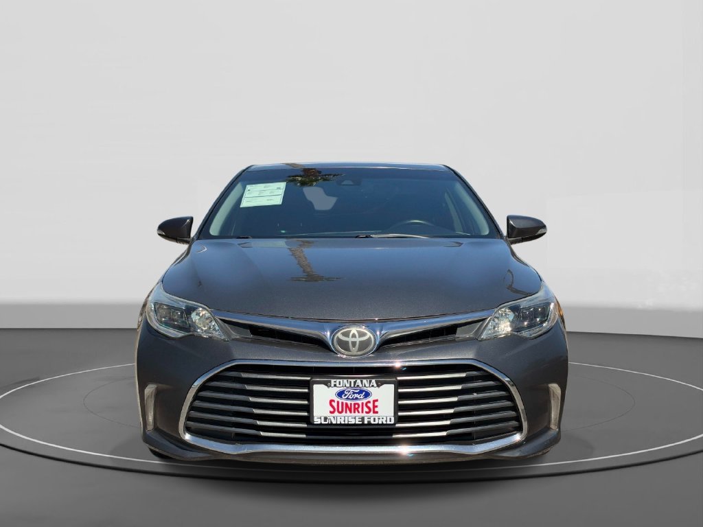 Used 2018 Toyota Avalon XLE Premium w/ Carpet Mat Package FWD image 3