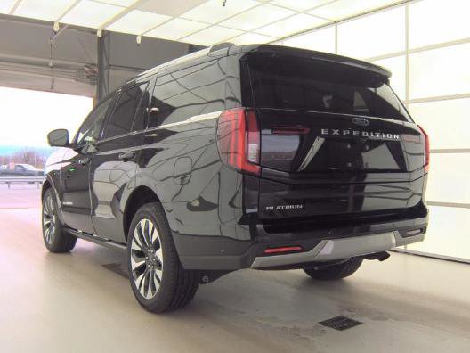 Certified 2025 Ford Expedition Platinum w/ Driver's Package AWD/4WD image 7