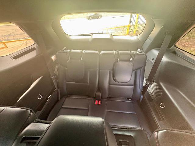 Certified 2025 Ford Explorer ST-Line w/ Premium Package RWD image 15