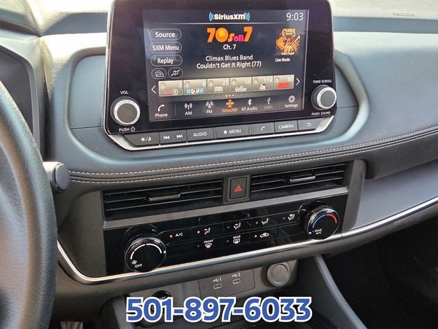 Used 2024 Nissan Rogue S FWD image 17