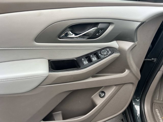 Used 2019 Chevrolet Traverse LT FWD image 20