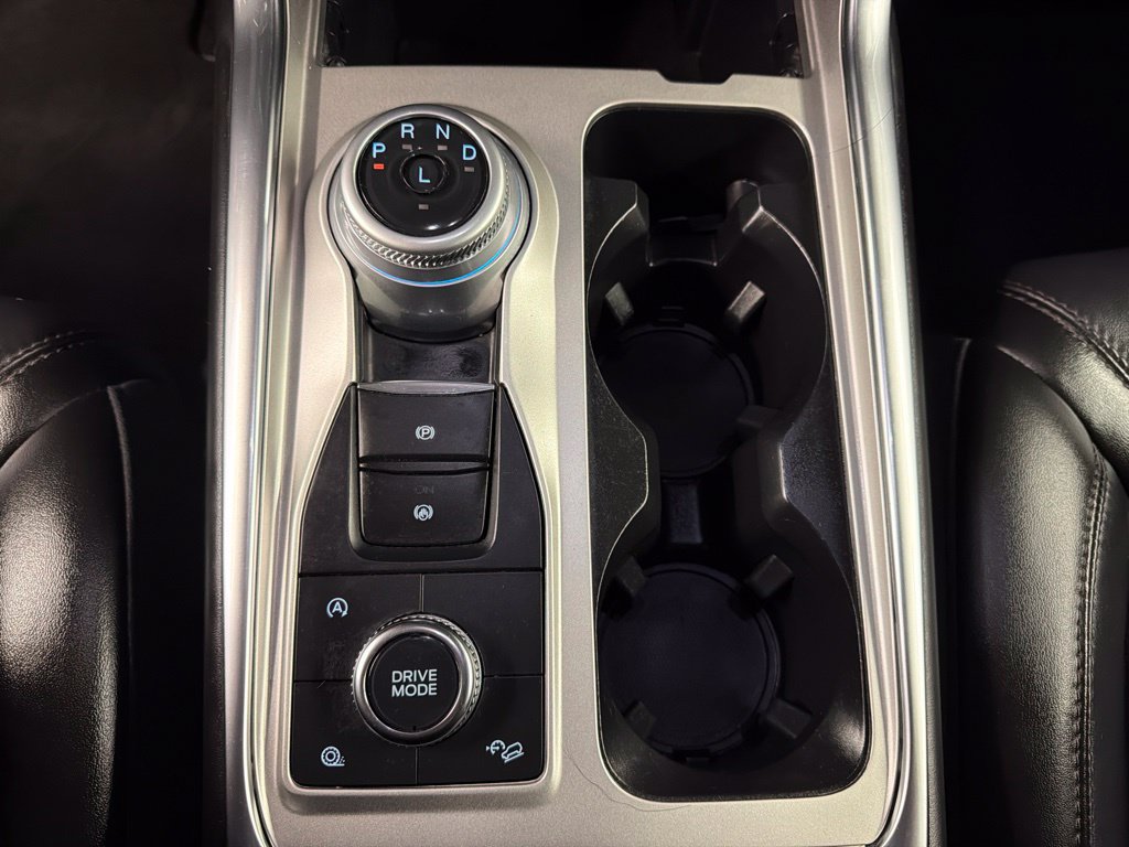 Certified 2023 Ford Explorer Platinum w/ Technology Package AWD/4WD image 17