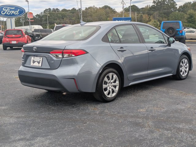 Used 2023 Toyota Corolla LE image 5