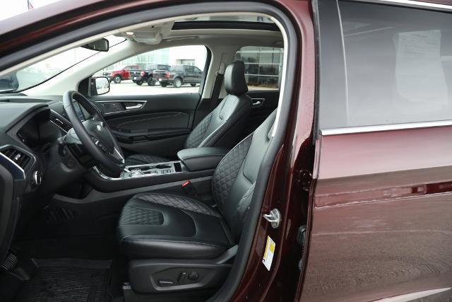 Certified 2024 Ford Edge Titanium w/ Equipment Group 301A image 20