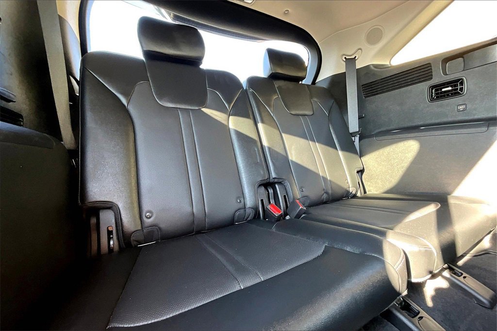 Used 2023 Kia Sorento SX image 27