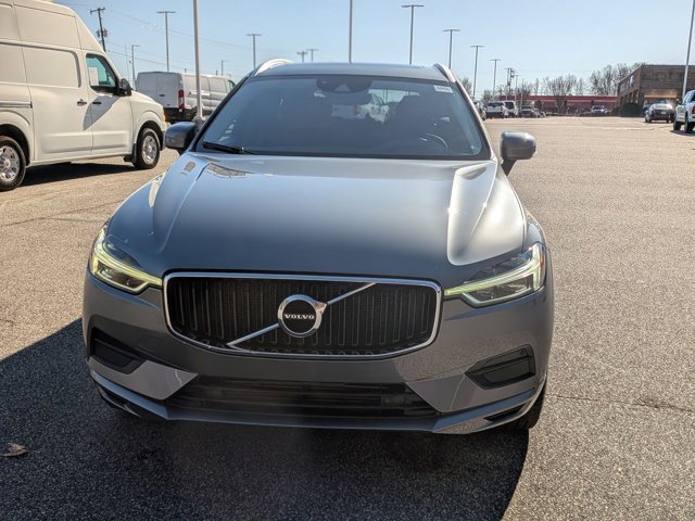 Used 2020 Volvo XC60 T5 Momentum w/ Protection Package Premier image 9