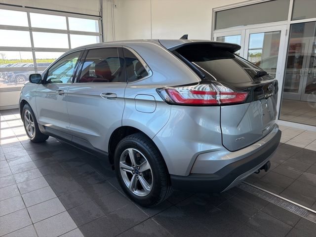 Certified 2022 Ford Edge SEL w/ Convenience Package AWD/4WD image 3