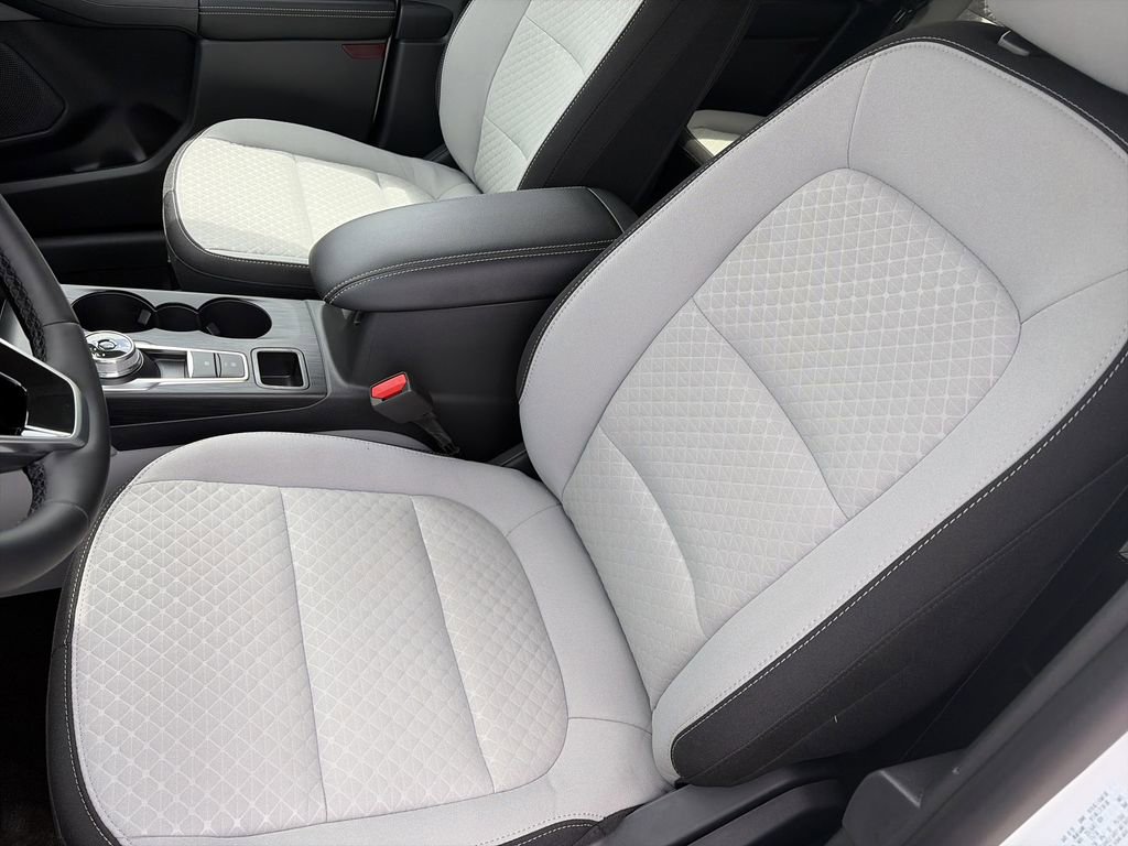 Certified 2025 Ford Escape Active w/ Tech Pack #1 FWD image 12