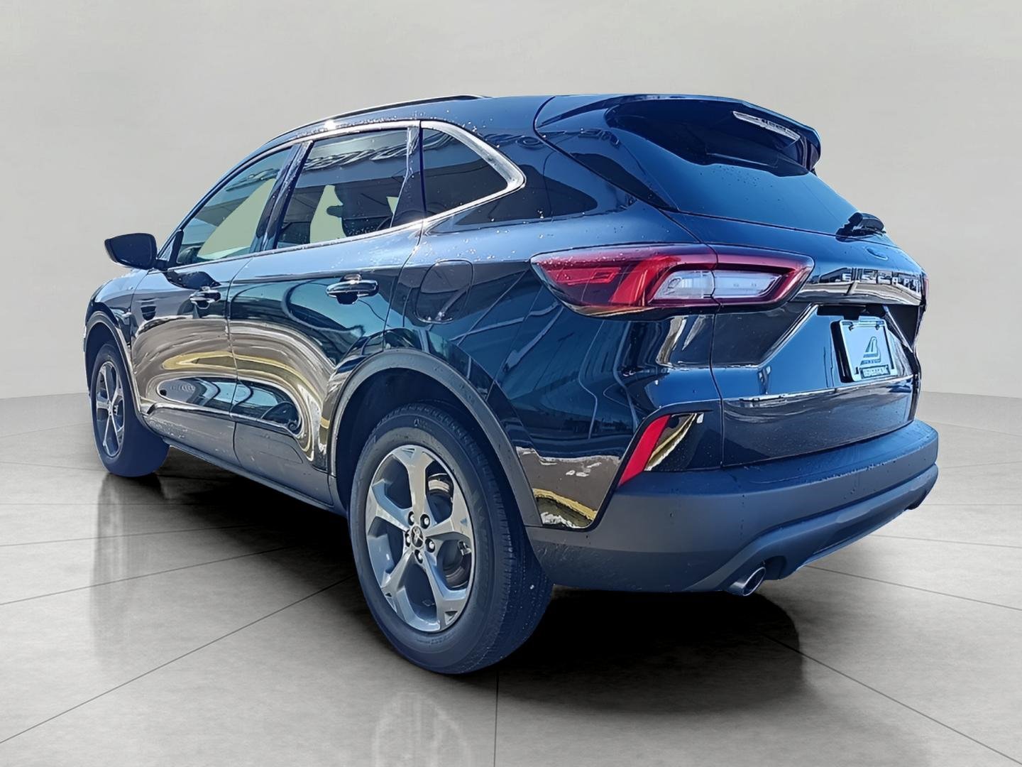 Certified 2025 Ford Escape ST-Line image 9