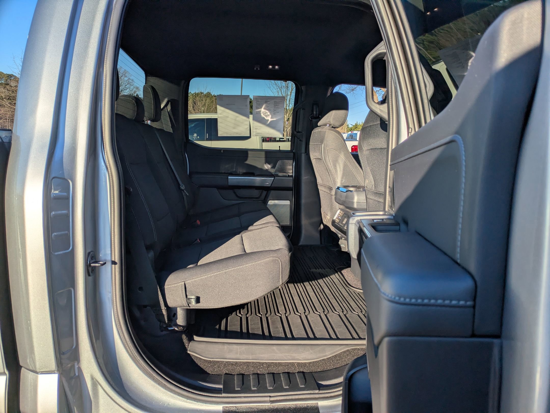 Certified 2022 Ford F150 XLT w/ Equipment Group 302A High image 41