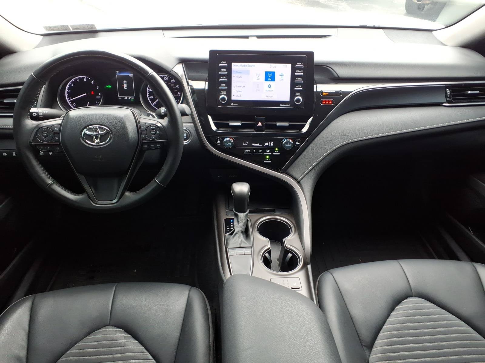 Used 2024 Toyota Camry SE w/ Cold Weather Package FWD image 12