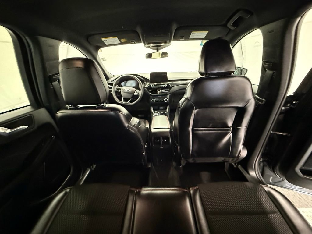Certified 2025 Ford Escape ST-Line image 28