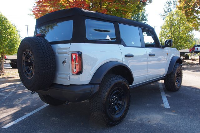 Certified 2026 Ford Bronco Badlands w/ Sasquatch Package AWD/4WD image 7