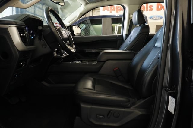 Certified 2024 Ford Expedition XLT RWD image 11
