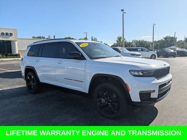 Used 2024 Jeep Grand Cherokee L Limited w/ Luxury Tech Group II AWD/4WD image 3