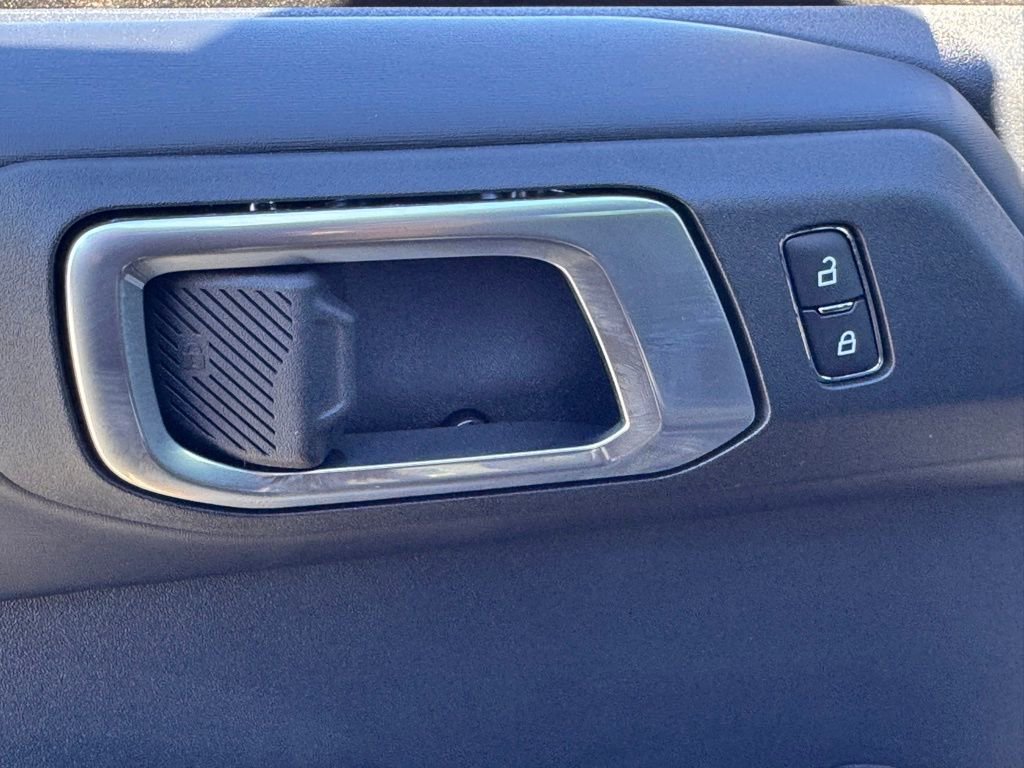 Certified 2025 Ford Bronco Badlands image 16