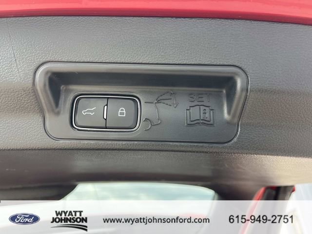 Certified 2022 Ford Explorer XLT w/ Equipment Group 202A AWD/4WD image 13