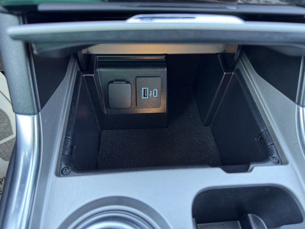 Certified 2023 Ford Explorer Limited w/ Equipment Group 301A image 23