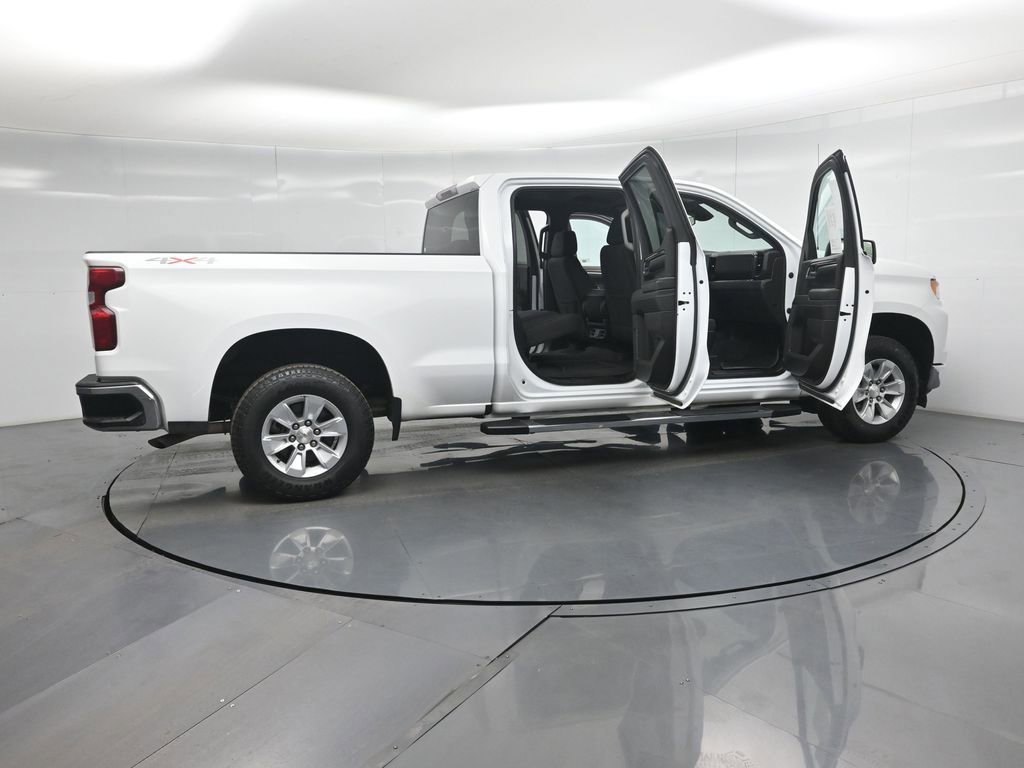 Used 2023 Chevrolet Silverado 1500 LT w/ Protection Package image 5